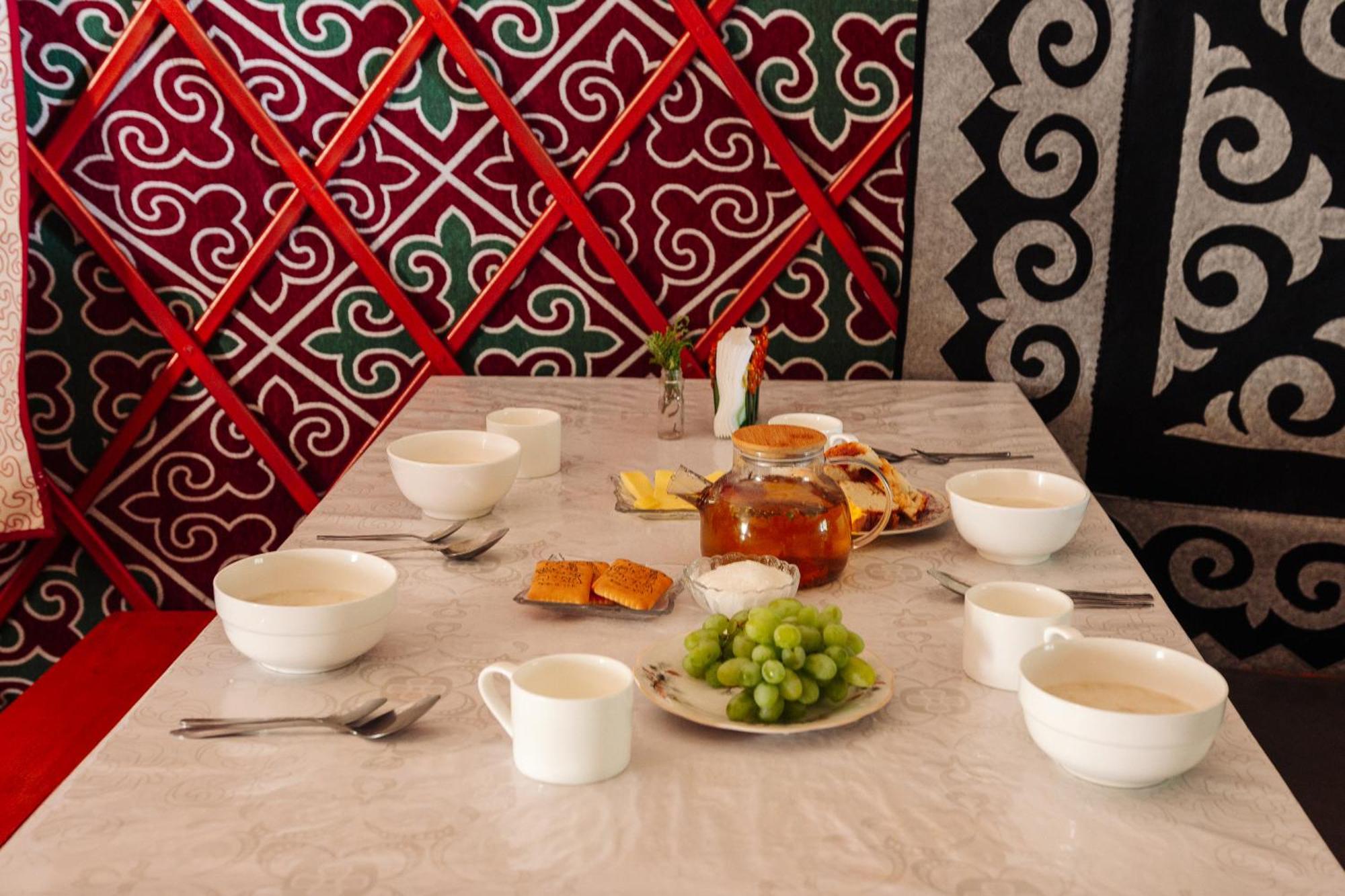 Hotel Eco Yurt Camp Arashan Teploklyuchenka Zewnętrze zdjęcie