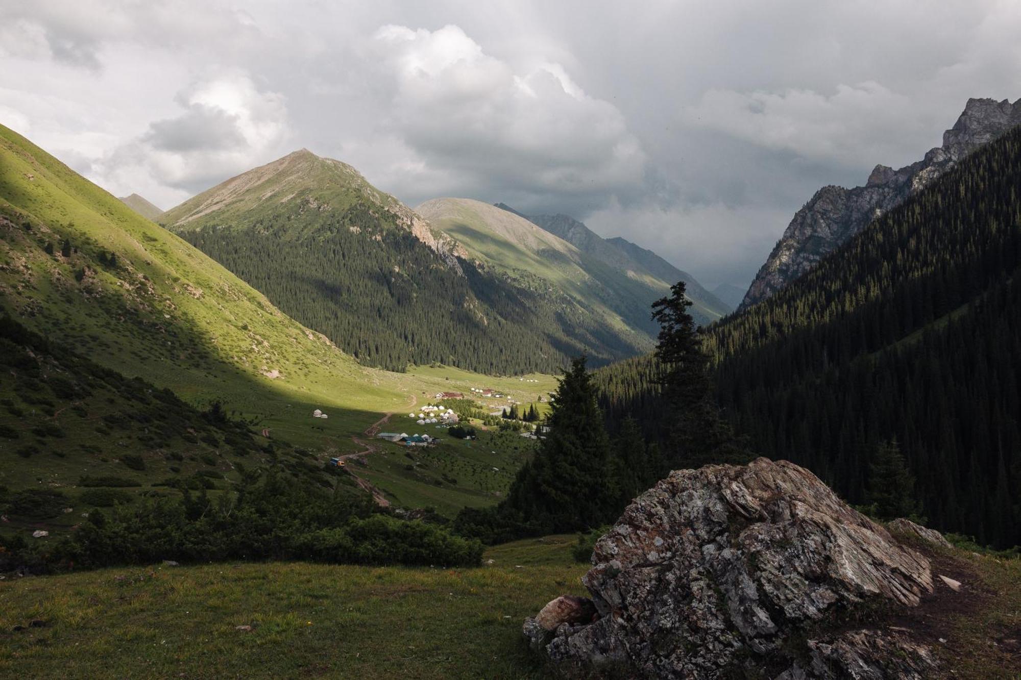 Hotel Eco Yurt Camp Arashan Teploklyuchenka Zewnętrze zdjęcie